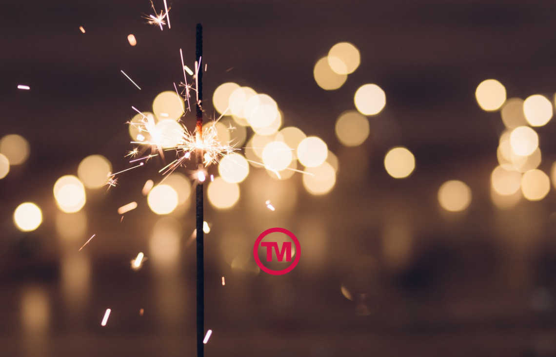 Bridging the Gap between Christmas and New Year
