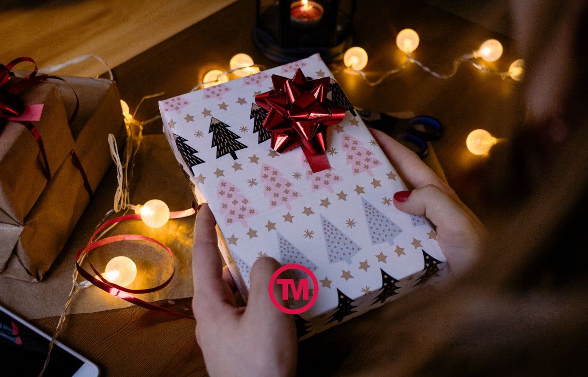 Spread The Holly Jolly Spirit With The Top Corporate Christmas Gifts
