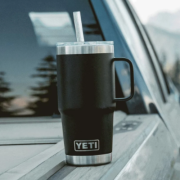 YETI Rambler 25oz Straw Mug