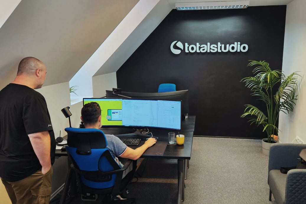 TotalStudio - kosR app fejlesztő