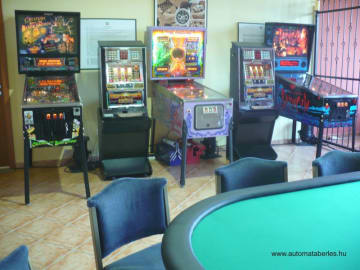 félkarú bérlés 382