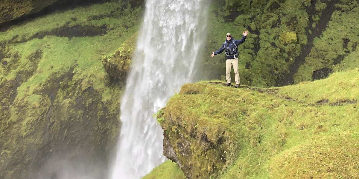Hike and explore Seljalandsfoss & Skógafoss Waterfalls