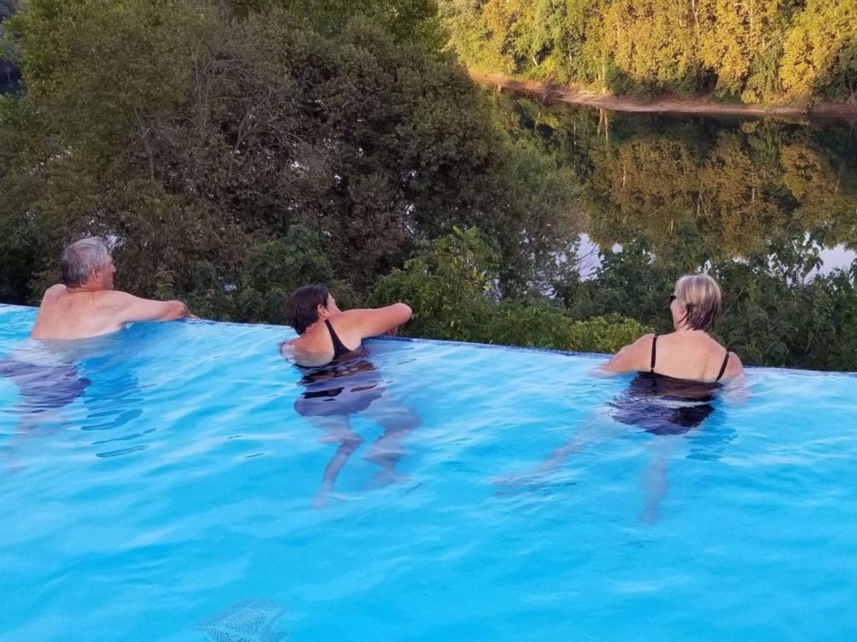 C&O Canal Civil War Getaway Bike Tour infinity pool at Bavarian Inn