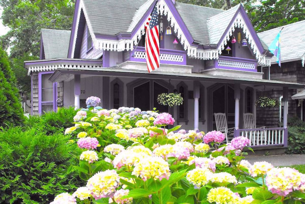 Cape Cod Explorer Bike Tour House at Martha's Vineyard