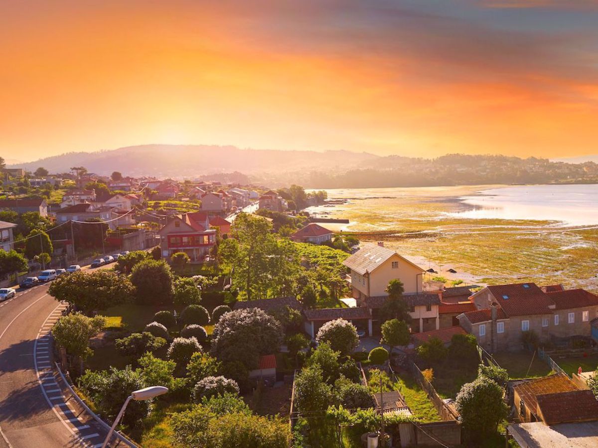 Portuguese Camino de Santiago Bike Tour Vigo shorleine