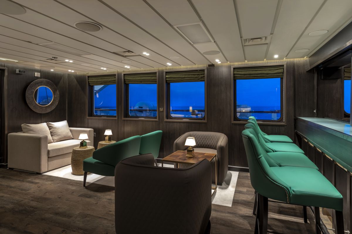 Polar Circle Quest - Onboard the St Helena