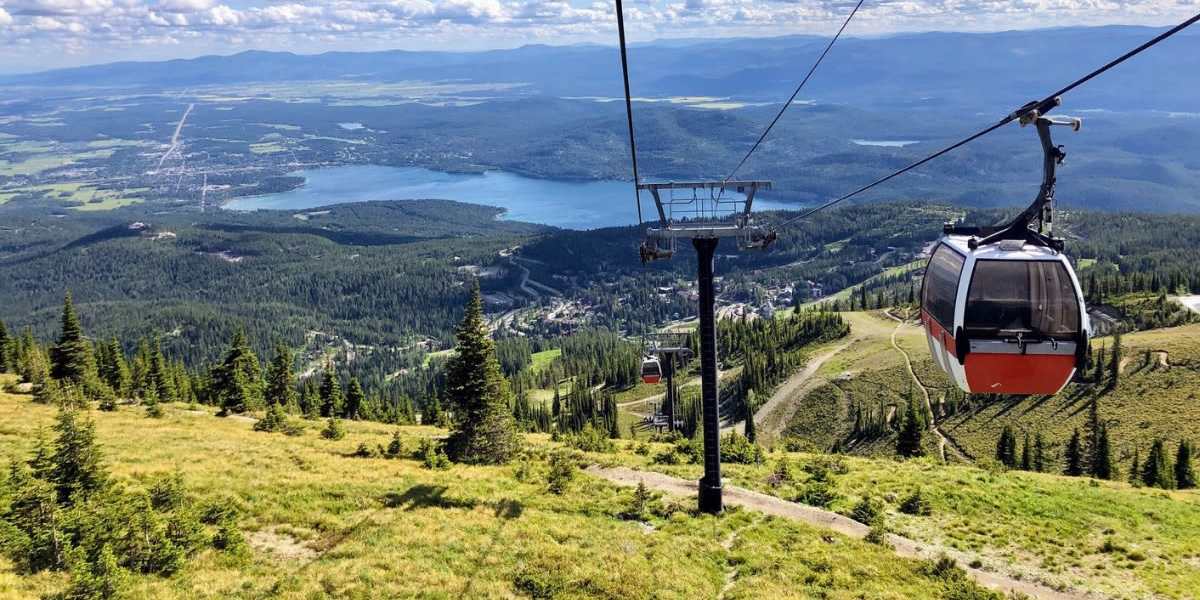 Whitefish Mountain chairlift and departures