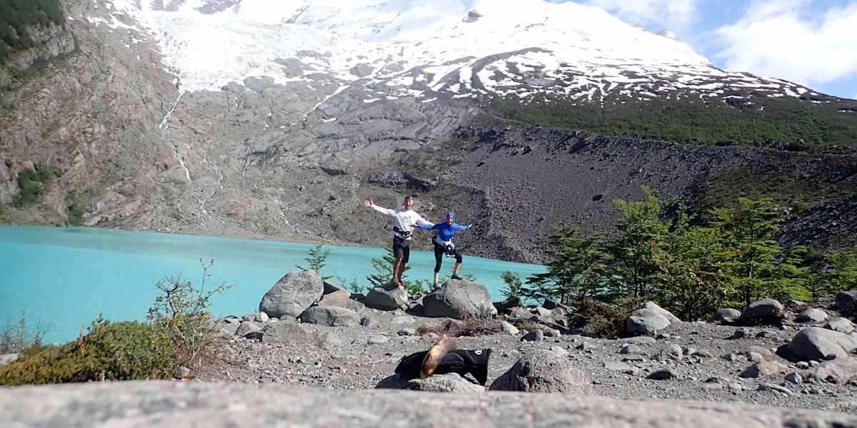 Hike to Huemul Lagoon, cruise Lago del Desierto