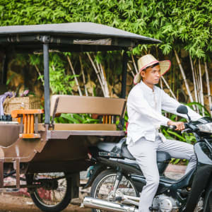 Anantara Angkor Resort à Siem Reap:  Private TukTuk