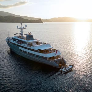 Kreuzfahrt ins Reich der Drachen (Flores - Bali) ab Labuan Bajo: Aqua Blu