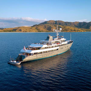 Kreuzfahrt ins Reich der Drachen (Flores - Bali) ab Labuan Bajo: Aqua Blu