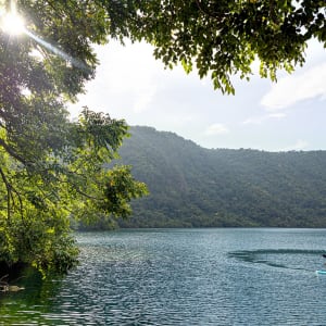 Traumhafte Kreuzfahrt ins Herz der Molukken ab Ambon: Aqua Blu | Kayaking