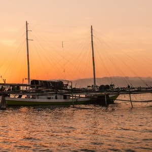 Kreuzfahrt ins Reich der Drachen (Flores - Bali) ab Labuan Bajo: Aqua Blu | Local fishing boat