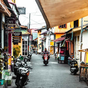 Traumhafte Kreuzfahrt ins Herz der Molukken ab Ambon: Aqua Blu | Spice Islands | Village visit