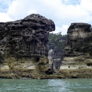 Parc national de Bako à Kuching: Bako National Park: bizarre stones in the sea