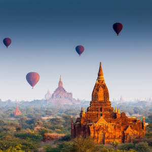 Découverte active du Myanmar de Yangon: Balloons over Bagan