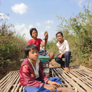 Im Wilden Westen Kambodschas ab Siem Reap: Battambang: riding on the bamboo train