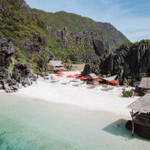 Privater Katamaran im Inselparadies ab Palawan: beach: El Nido Yachting Club, Starbeach