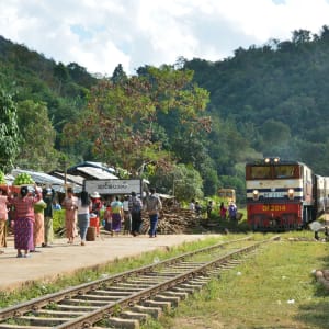 Wandern im malerischen Shan Staat (4 Tage) ab Inle Lake: Beautiful Train and Community Trails