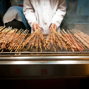 Pékin Food Tour: Chuanr roasted on skewers