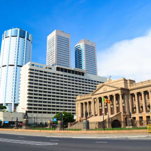 Erlebnisreiches Sri Lanka ab Colombo: Colombo skyline