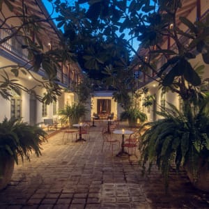 Fort Bazaar in Galle:  Courtyard