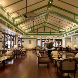 Dusit Thani Laguna Phuket:  Hotel Lobby 