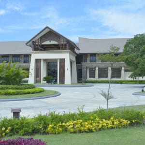 Emerald Palace in Naypyitaw:  Main Building