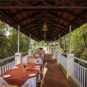 Mercure Goa Devaaya Retreat: f&b: 