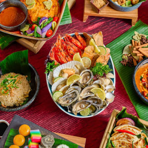 Swissotel The Stamford in Singapur:  Asian Market Cafe | Buffet