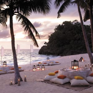 Shangri-La's Boracay Resort & Spa:  Beachfront Dinner Party