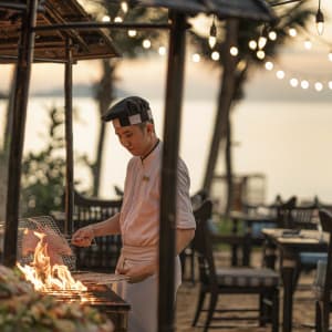 InterContinental Danang Sun Peninsula Resort:  Beachside BBQ