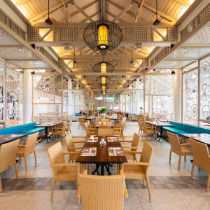 Katathani Phuket Beach Resort:  Chom Talay Restaurant