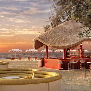 The Standard, Pattaya Na Jomtien:  Esmé Beach Club