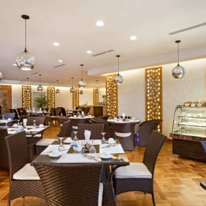 Jasmine Palace in Yangon:  J-Cafe