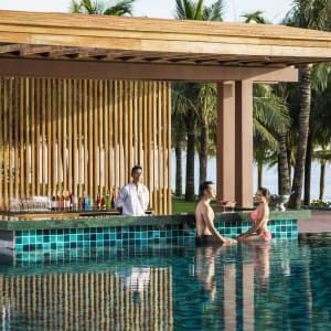 Dusit Princess Moonrise Beach Resort in Phu Quoc:  Pool Bar