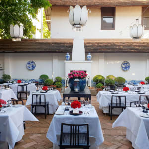 Rachamankha à Chiang Mai:  Restaurant Courtyard