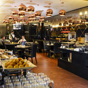 Horizon à Kota Kinabalu:  Restaurant | Deco Cafe & Grill