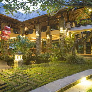 Kori Ubud Resort & Spa:  Restaurant Garden