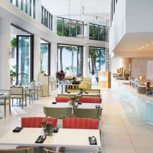 Discovery Boracay:  Sands Restaurant