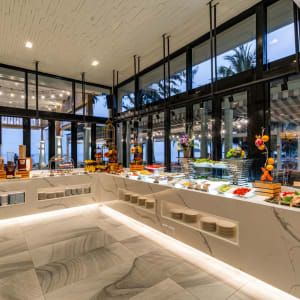 Katathani Phuket Beach Resort:  Seacret Restaurant