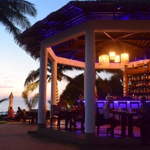 Rawi Warin Resort & Spa in Ko Lanta:  Stream Pool Bar