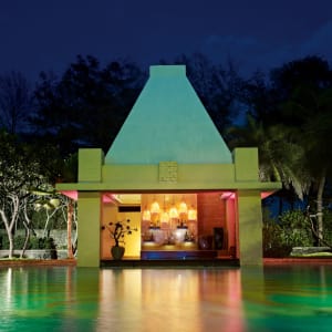 Taj Fisherman's Cove Resort & Spa à Covelong Beach:  Sunburst Bar