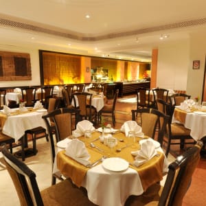 Fariyas à Mumbai:  Tamarind Restaurant