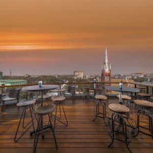 Pan Pacific Yangon:  Teak Bar