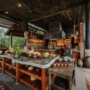 Buahan, a Banyan Tree Escape à Ubud:  The Open Kitchen Cooking Area