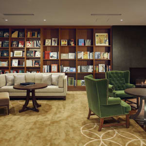 Shiba Park Hotel in Tokio:  Library Lounge