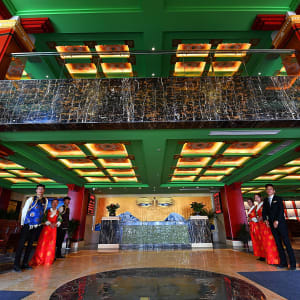 Thangka Hotel in Lhasa:  Lobby