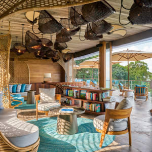 Six Senses Krabey Island in Koh Krabey:  Lobby with Host