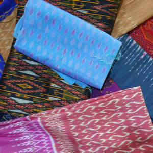 Höhepunkte Thailands ab Bangkok: Hand made silk and cotton fabrics